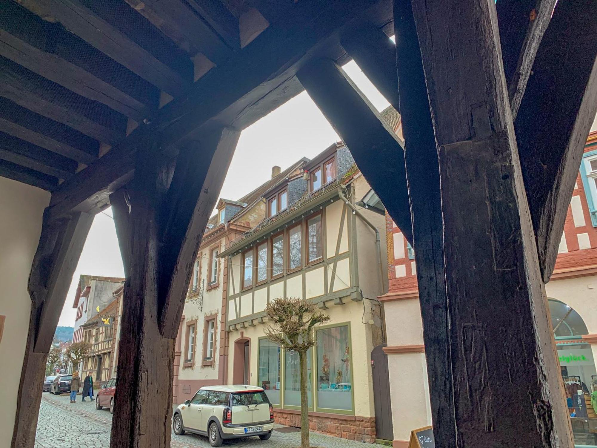 Apartment Am Historischen Rathaus Michelstadt Exterior foto